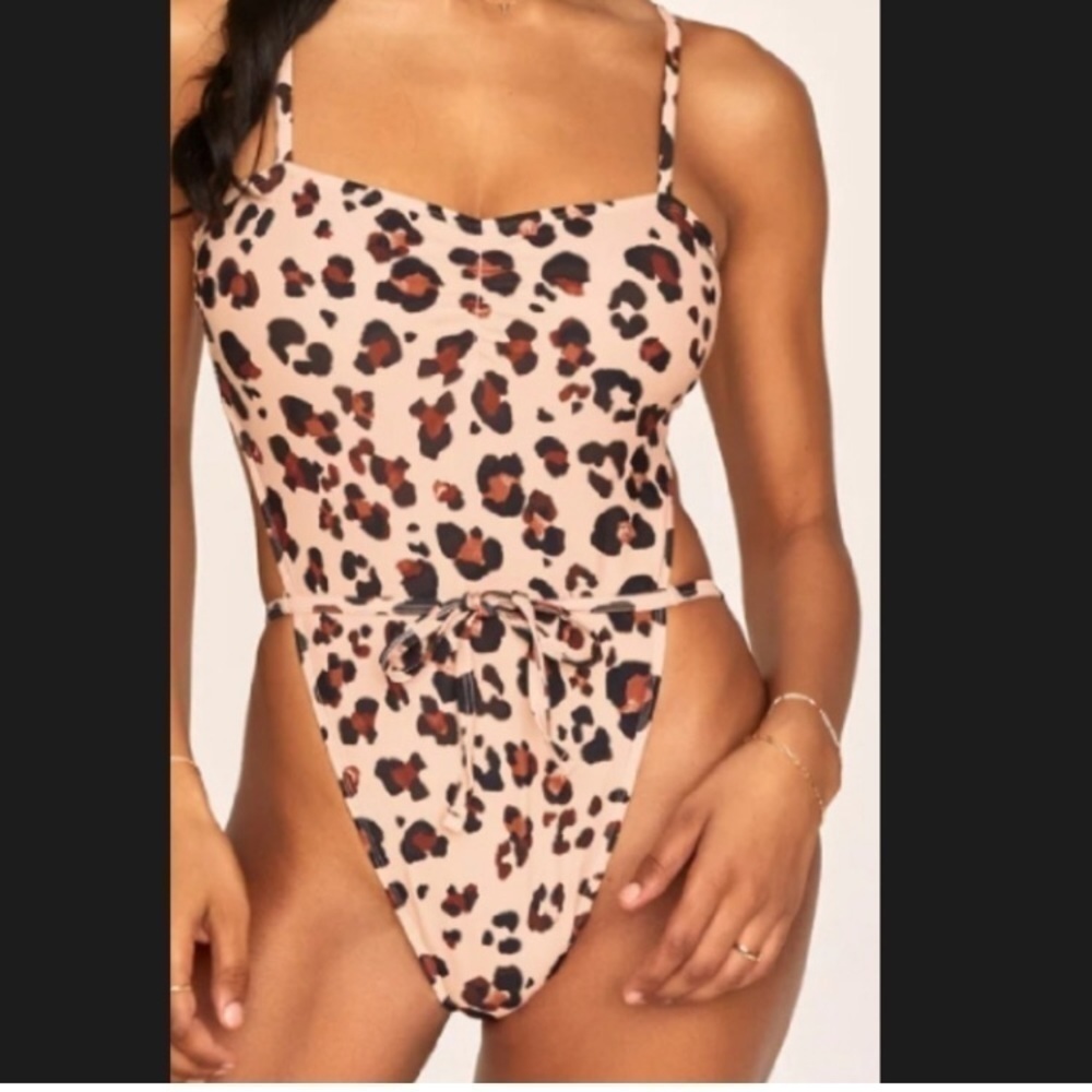 Adore me swimsuit one piece women’s NWT
